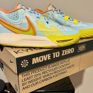 NIKE KYRIE 8 BLUE/YELLOW BRAND NEW NEVER WORN SIZE 7
